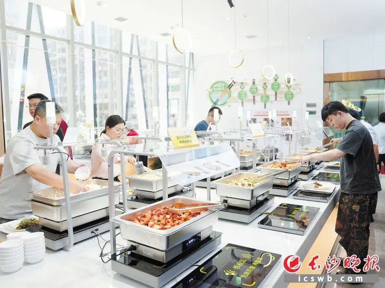 智能“秒”结算！雨花区有家“聪明”食堂，就在......